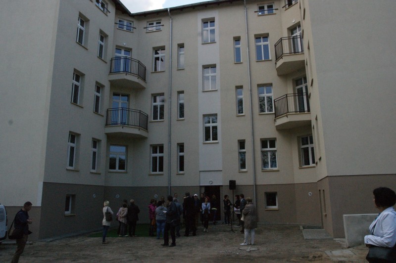 wyremontowany budynek przy ul. Modrzejewskiej