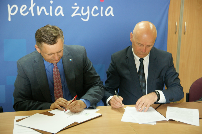 Umowa na pojemniki półpodziemne 