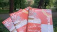 Na zdjęciu okładka wydawnictwa w kolorach pomarańczowych