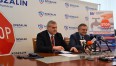 Na zdjęciu znajduje się Prezydent Miasta Piotr Jedliński oraz Piotr Kroll prezes zarządu Miejskich Wodociągów i Kanalizacji w Koszalinie 