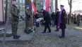 Pomnik Rotmistrza Witolda Pileckiego wraz z żołnierzami. 