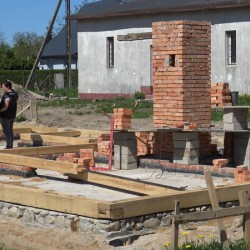 Budowa - odtworzenie budynku mieszkalnego i budynku gospodarczego na wzór historycznej zagrody jamneńskiej z II poł. XIX w