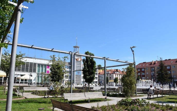 Zdjęcie przedstawiające budynek Urzędu Miejskiego w Koszalinie 