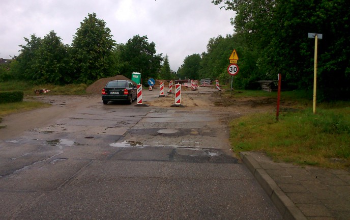 Widok na budowaną ulicę Leśną