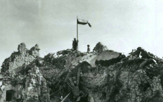 Zdobyty klasztor Monte Cassino