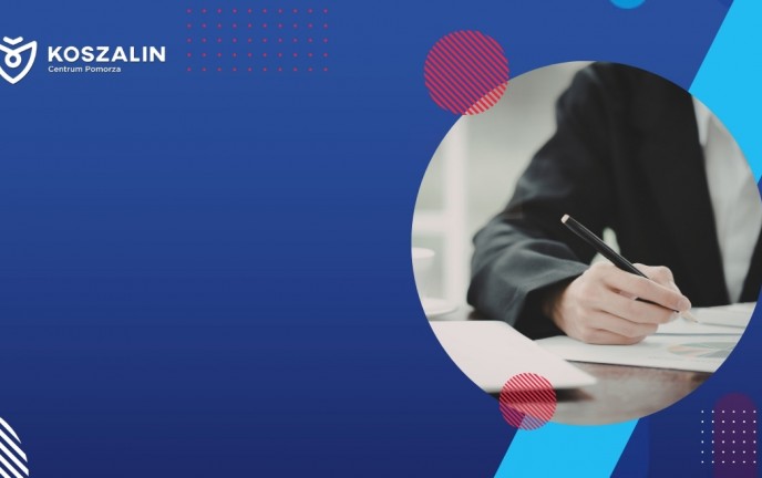 Na grafice znajduje się osoba uzupełniająca dokument