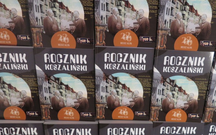 Okładka wydawnictwa z napisem "Rocznik Koszaliński"