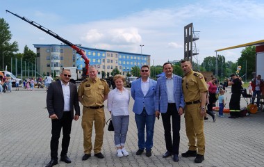 Festyn pod hasłem "Bądź bezpieczny w domu i na wakacjach"