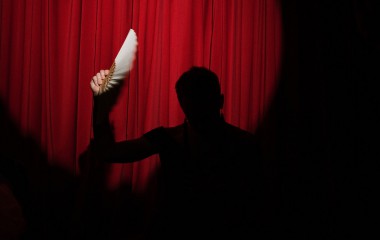 Kurtyna w teatrze